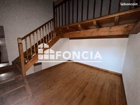 studio 1 pièce 38 m²