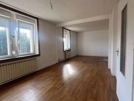 appartement 3 pièces 90 m²