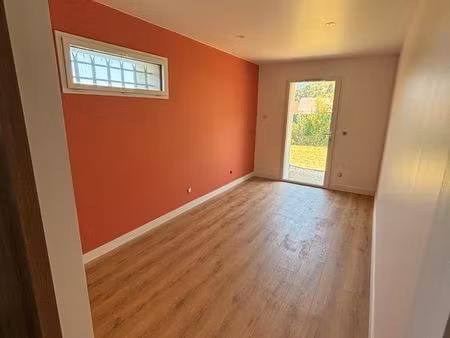 appartement refait à neuf avec jardin