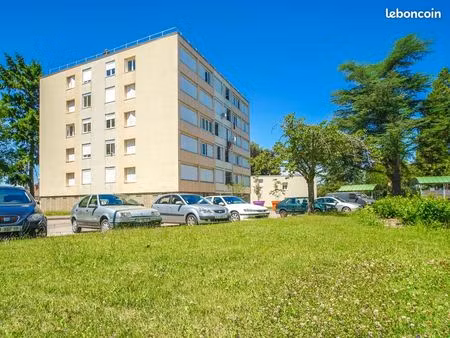 appartement 4 pièces 70 m²