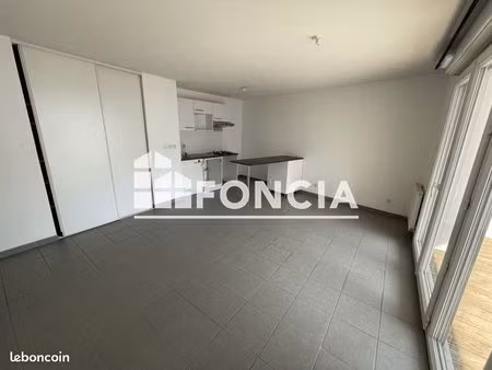 appartement 3 pièces 64 m²