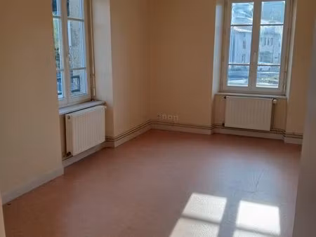 appartement t2 non meublé de 40 27 m²