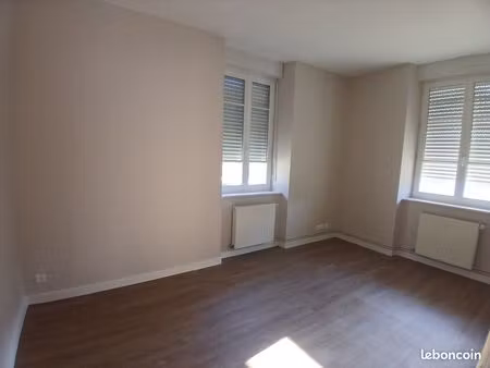 appartement t2 non meublé de 40 55 m²