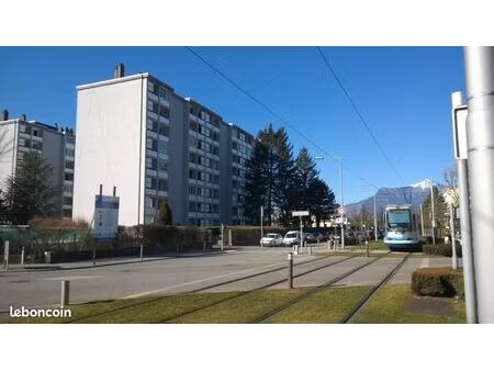 loue f5 87m² seyssinet grenoble écoles tram commerces