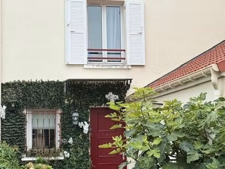 chambre 1 pièce 13 m²