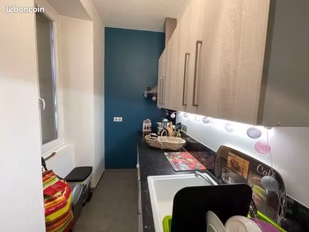 t2 lumineux  climatisé avec balcons