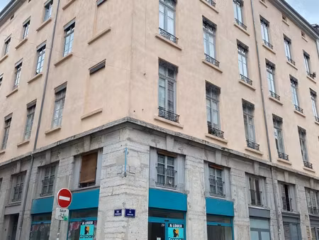 vente commerce 60 m² lyon 2 (69002)