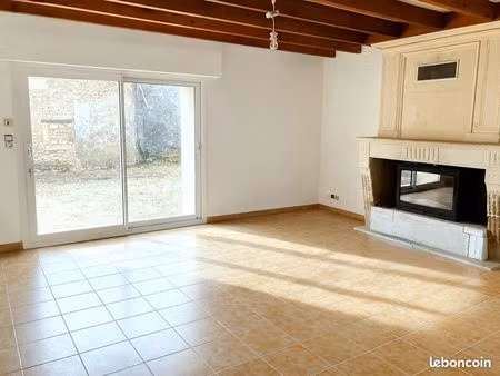 jolie maison t4 à louer