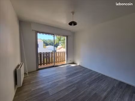 studio 1 pièce 18 m²