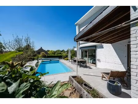 villa à vendre avec garage et terrasse   waterloo (vbe47046)