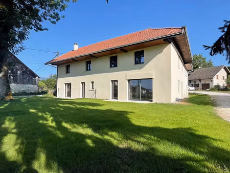 vente maison 5 pièces 128 m² rumilly (74150)