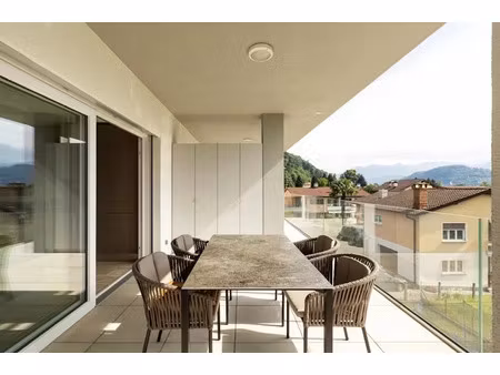 vente appartement 3 pièces 61.52 m² à la seyne-sur-mer (83500)  250 000 €