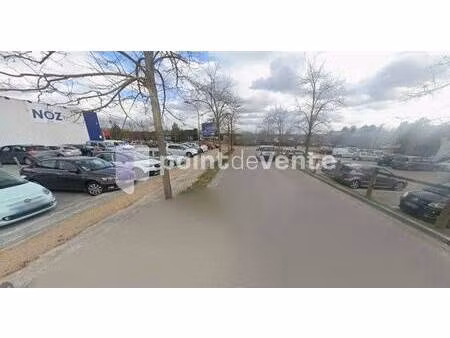 local commercial à louer