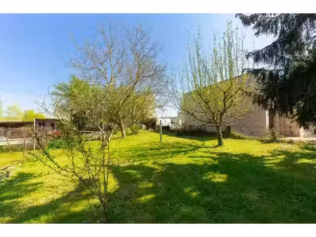 terrain constructible neuf à vendre