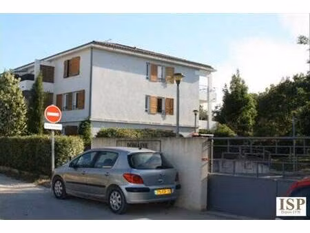 parking à louer