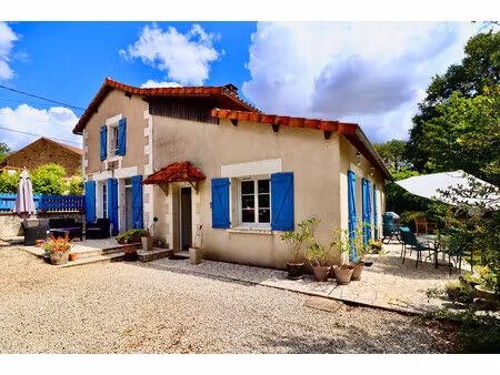 maison à vendre à montbron (16220) - charente