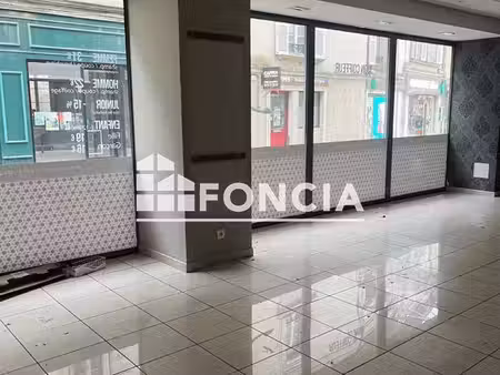 local commercial à louer