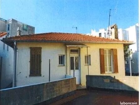 direct proprietaire rare ensemble immobilier mixte commerce + habitation - juan-les-pins -