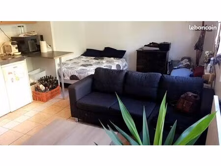 petit studio en rdc au val fleuri sans extérieur