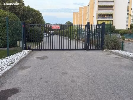 garage à vendre – 12 5 m² – résidence sécurisée