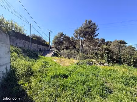 la turbie  terrain d'agrément