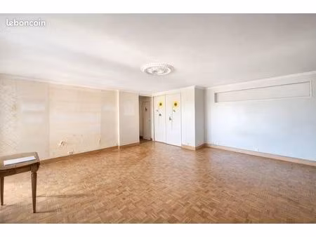 appartement 3 pièces 84 m²