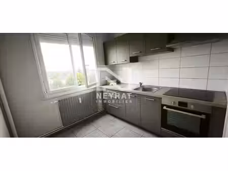 location t1 champforgeuil