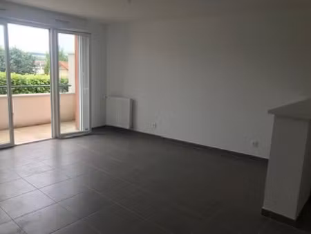 appartement 3 pieces avec balcon et parking