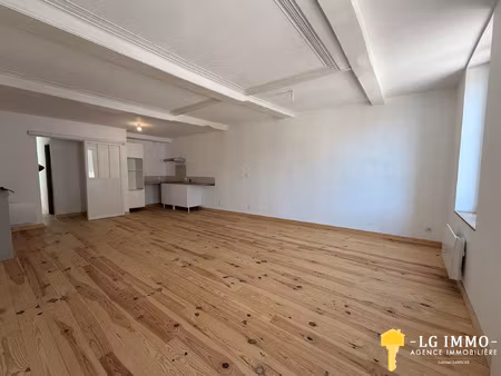 appartement 120 m2  3 chambres  garage  centre mirambeau