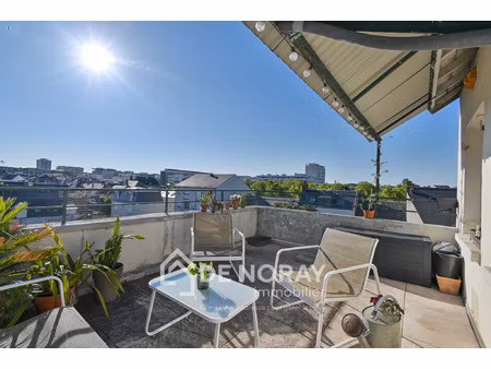 appartement t2 47m2 avec grande terrasse de 13m2