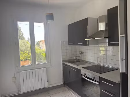 vente appartement 4 pièces 70 m2 à villeneuve-lès-avignon