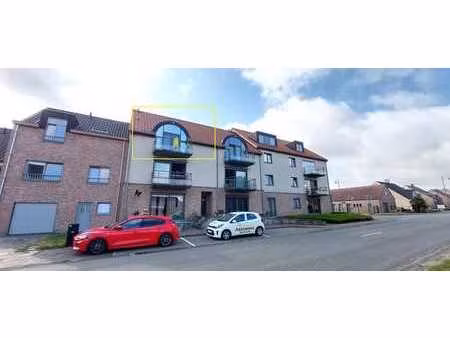 en campagne  appartement 2 chambres - 750 €+ 90€