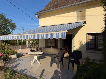 maison à vendre l'abergement de cuisery 4 pièce(s) 100m2 119 000€