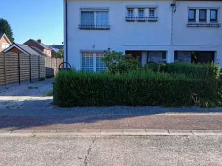 maison 3 façades - quartier résidentiel de seneffe