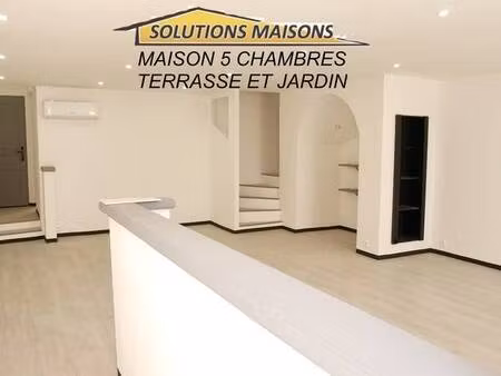 maison de ville  renovee  avec jardin