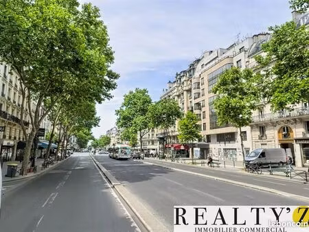 local commercial 65 m²
