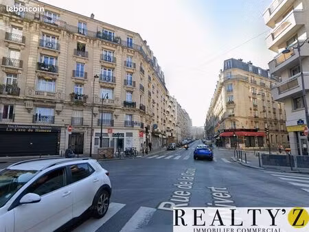local commercial 24 m²