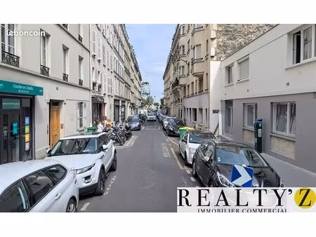 commerce 85 m²