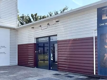 local commercial à louer