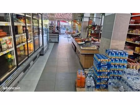 local commercial : a céder droit au bail d'un local