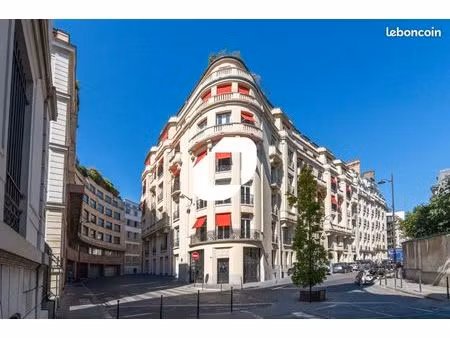 bureau 479 m²