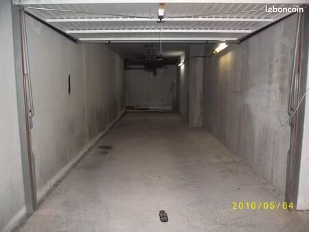double garage a louer
