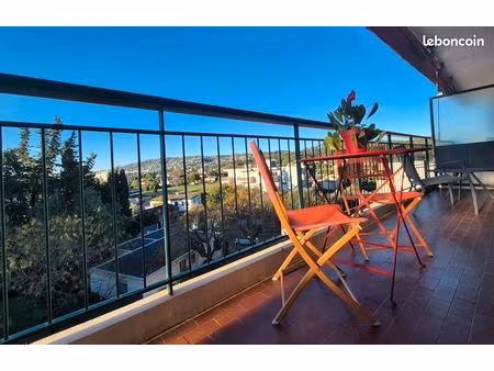 antibes – t2 meublé vue mer avec terrasse et parking