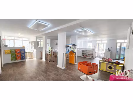 vente commerce 160 m² solliès-pont (83210)