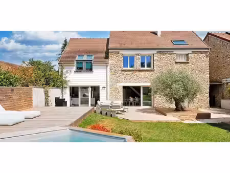 maison avec piscine et jardin moisenay (77)