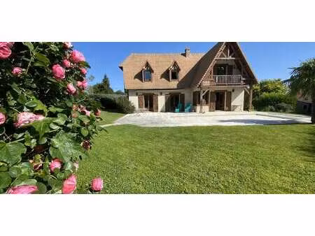 maison avec piscine et jardin saint-clair-sur-les-monts (76)