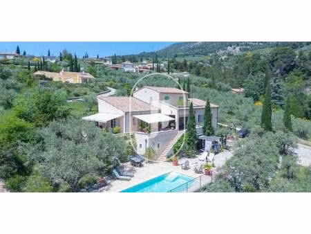 villa avec piscine et terrasse buis-les-baronnies (26)