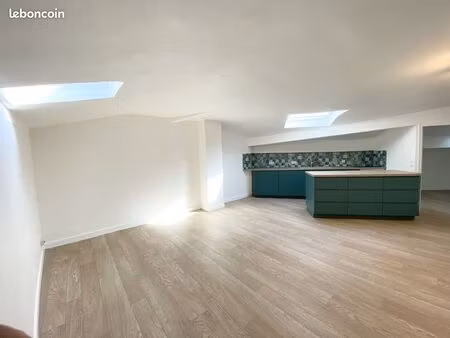 appartement 3 pièces 64 m²