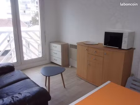 vrai t2 duplex nansouty avec parking privé