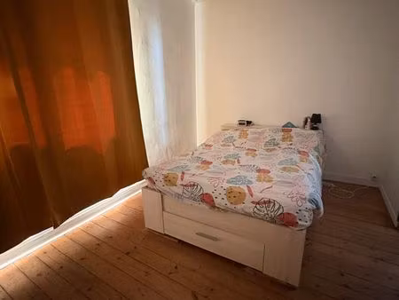 loue appartement dans le centre de ville de st savinien